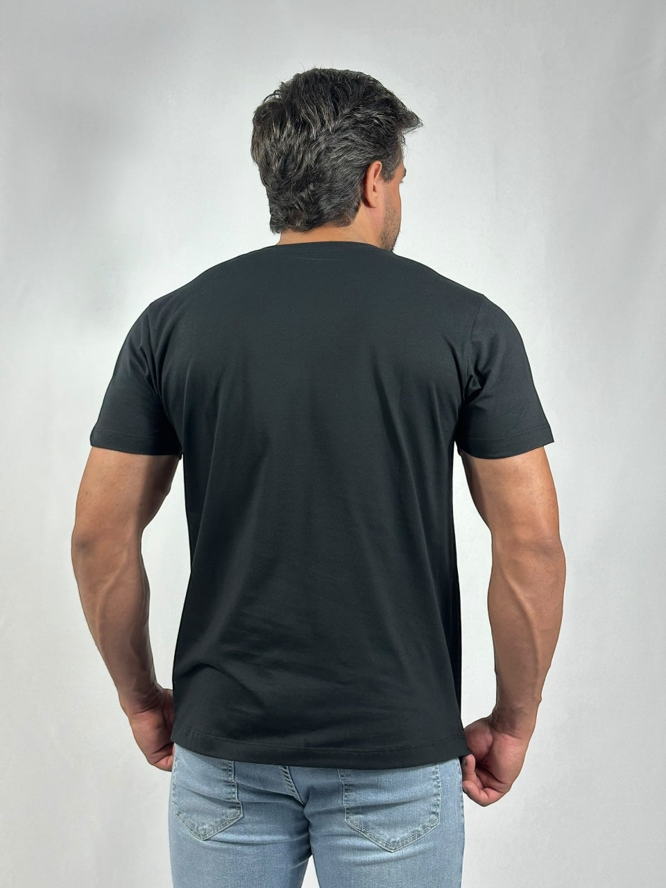 CAMISETA BASIC ESSENTIAL PRETA ZIGMA