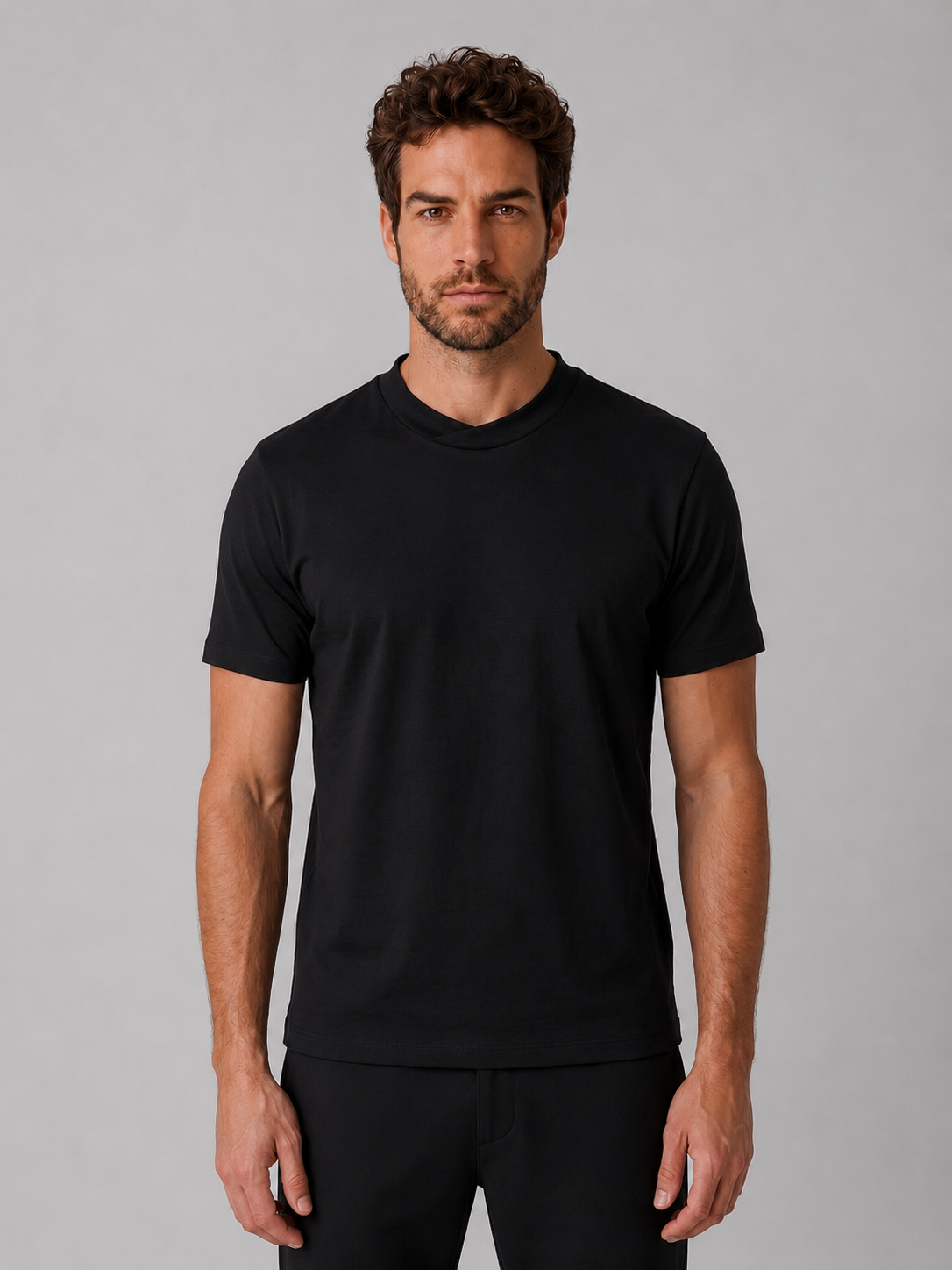 CAMISETA SUEDINE GOLA CRUZADA PRETA ZIGMA