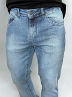 CALÇA JEANS STRETCH KAZAN SKY LEE