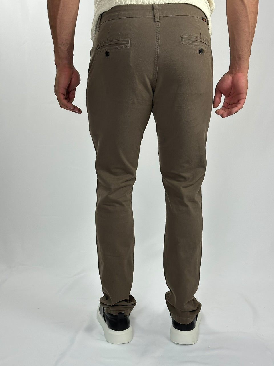 CALÇA SLIM CHINO STRECH CAPUCCINO SOFT LEE
