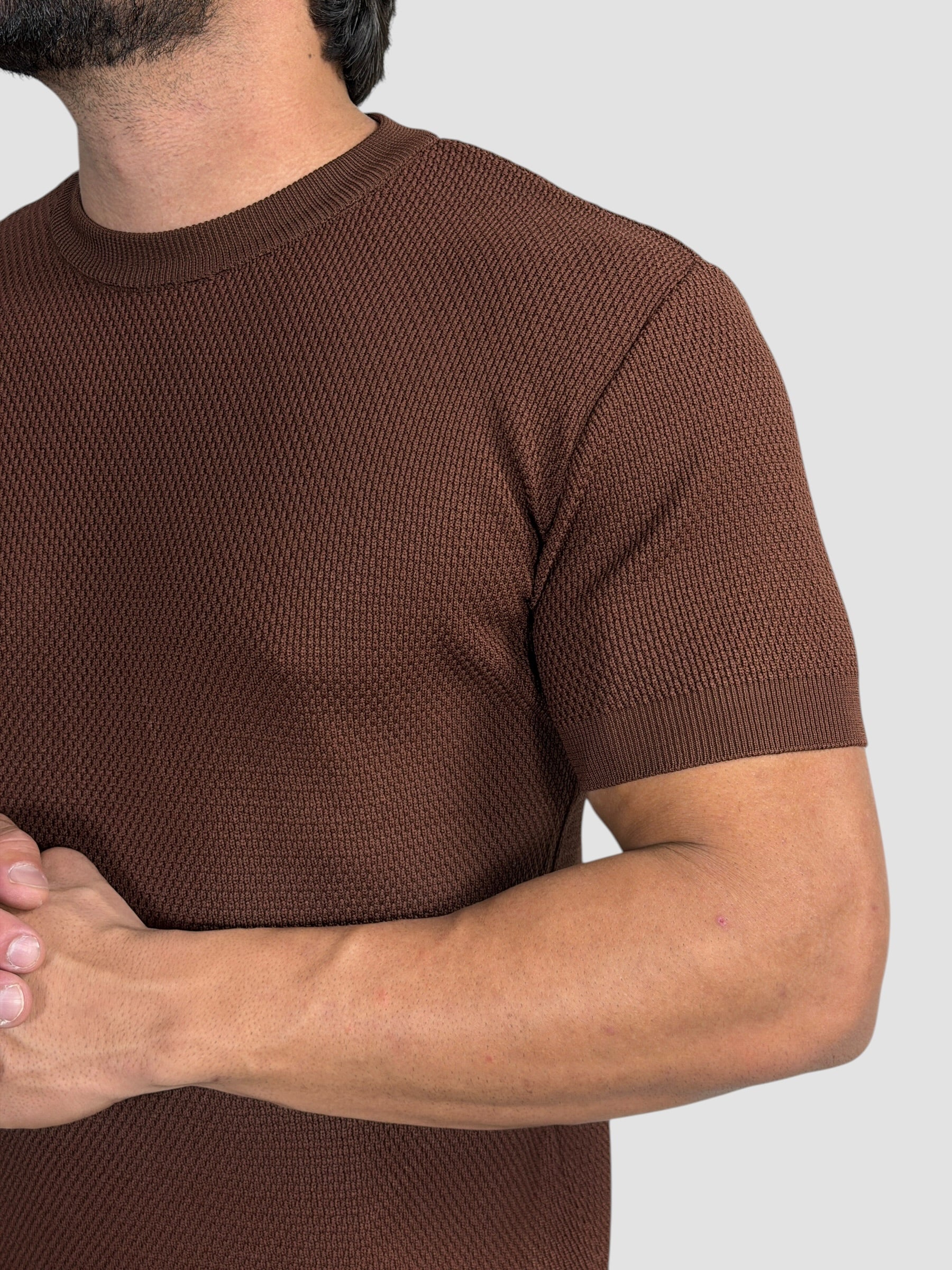 CAMISETA TRICO TEXTURE MARROM ZIGMA