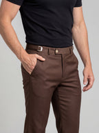 CALÇA ALF VIENA AJUSTE LATERAL MARROM ZIGMA