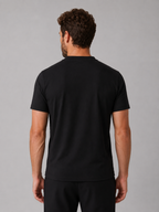CAMISETA SUEDINE GOLA CRUZADA PRETA ZIGMA