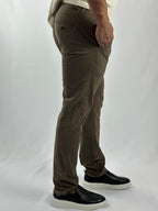 CALÇA SLIM CHINO STRECH CAPUCCINO SOFT LEE