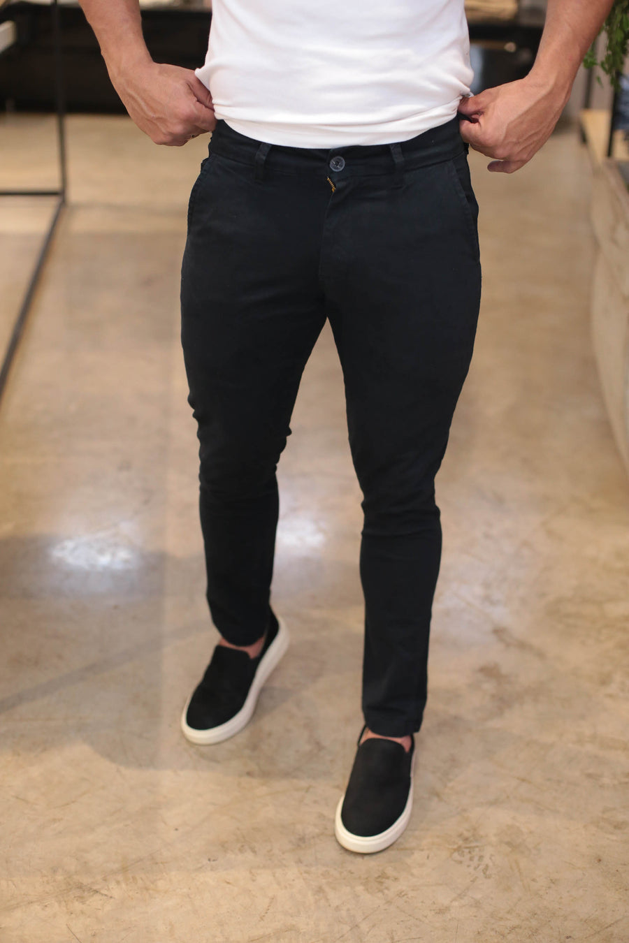 Calça Sarja Alfaiataria Preta Urbo