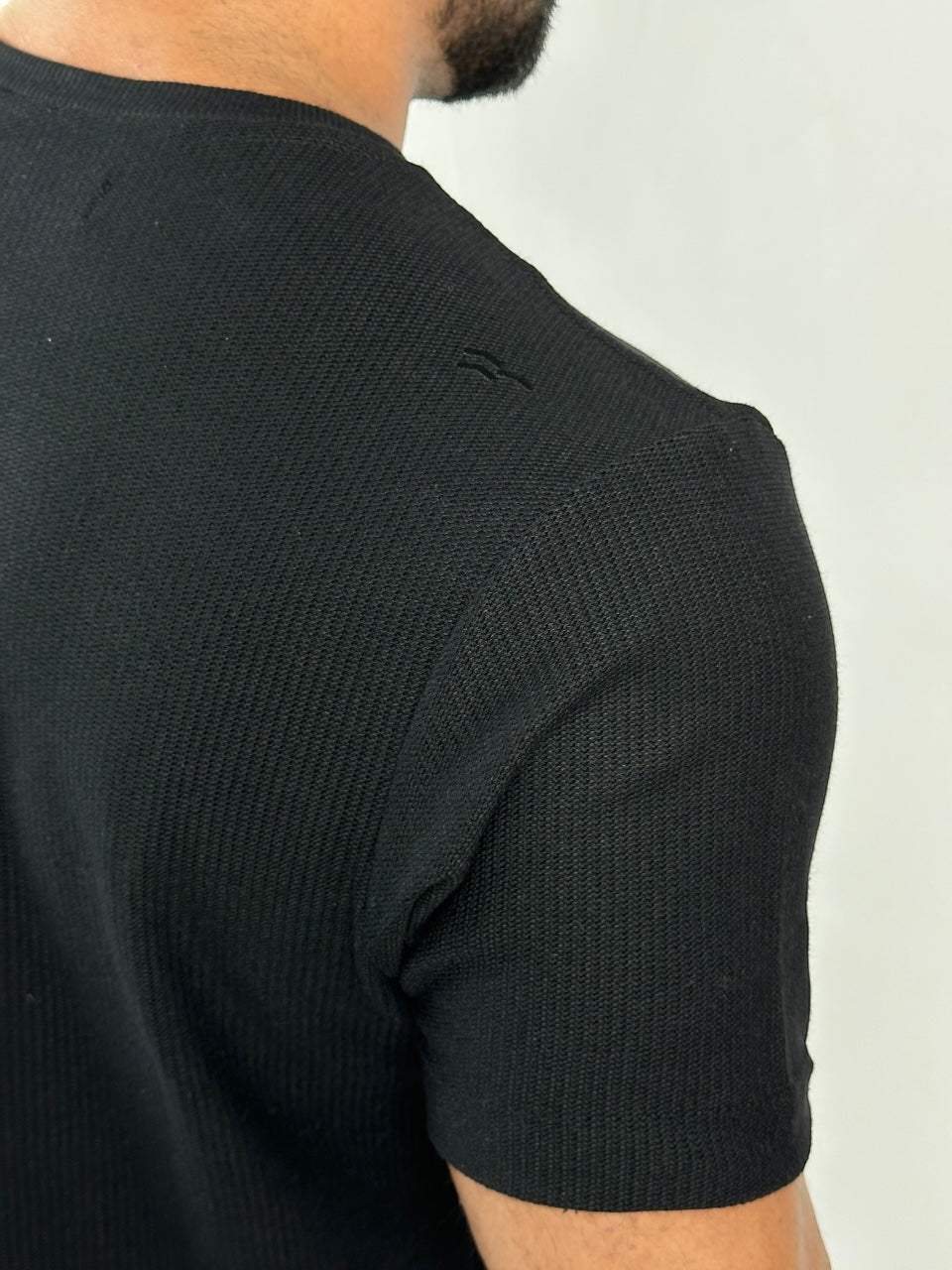 CAMISETA TRAMAS PRETO URBO