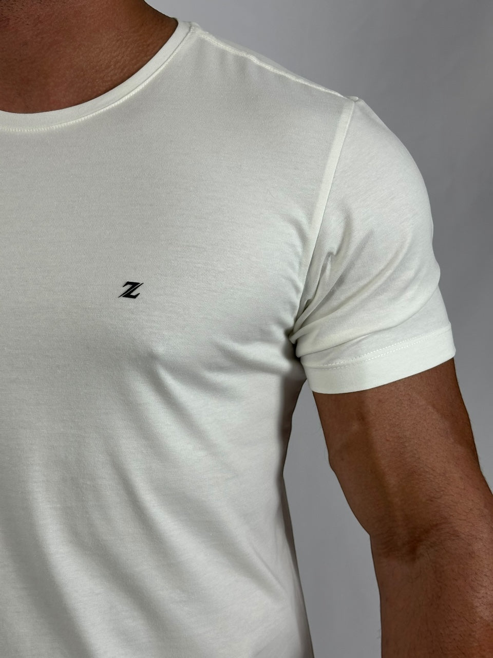 CAMISETA BASIC EGYPT OFF WHITE ZIGMA