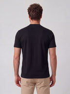 CAMISETA PIQUET SIGNATURE GOLA MEDIA PRETA ZIGMA