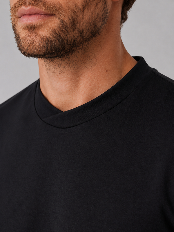 CAMISETA SUEDINE GOLA CRUZADA PRETA ZIGMA