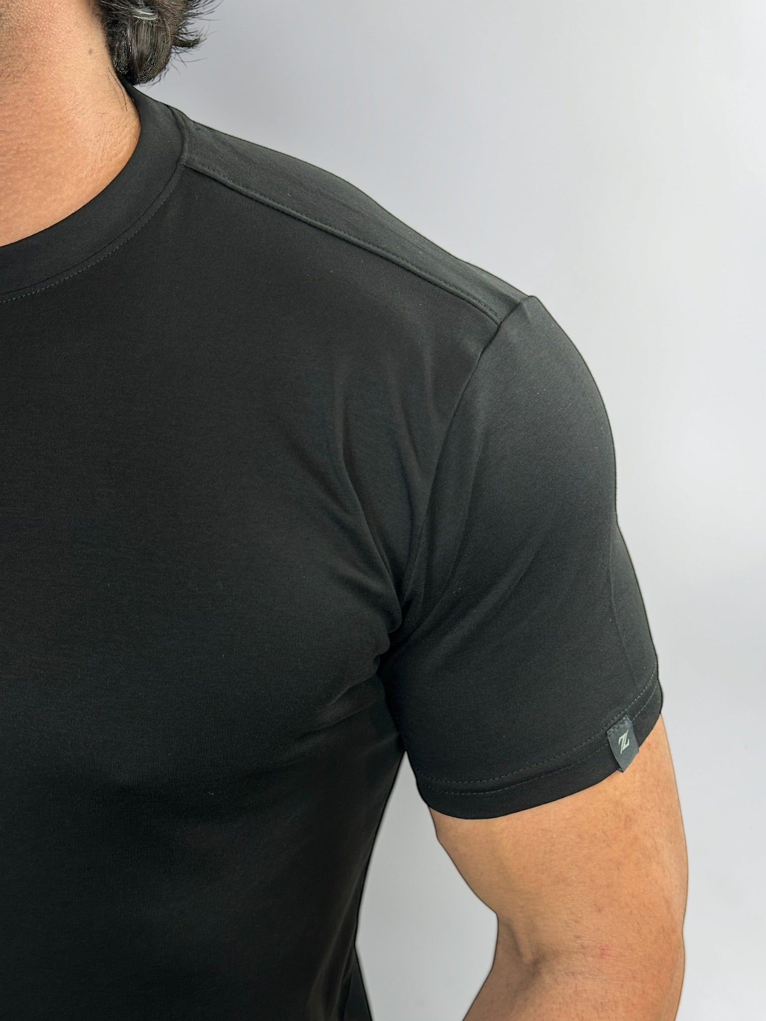 CAMISETA PIMA INTERLOCK PRETA ZIGMA