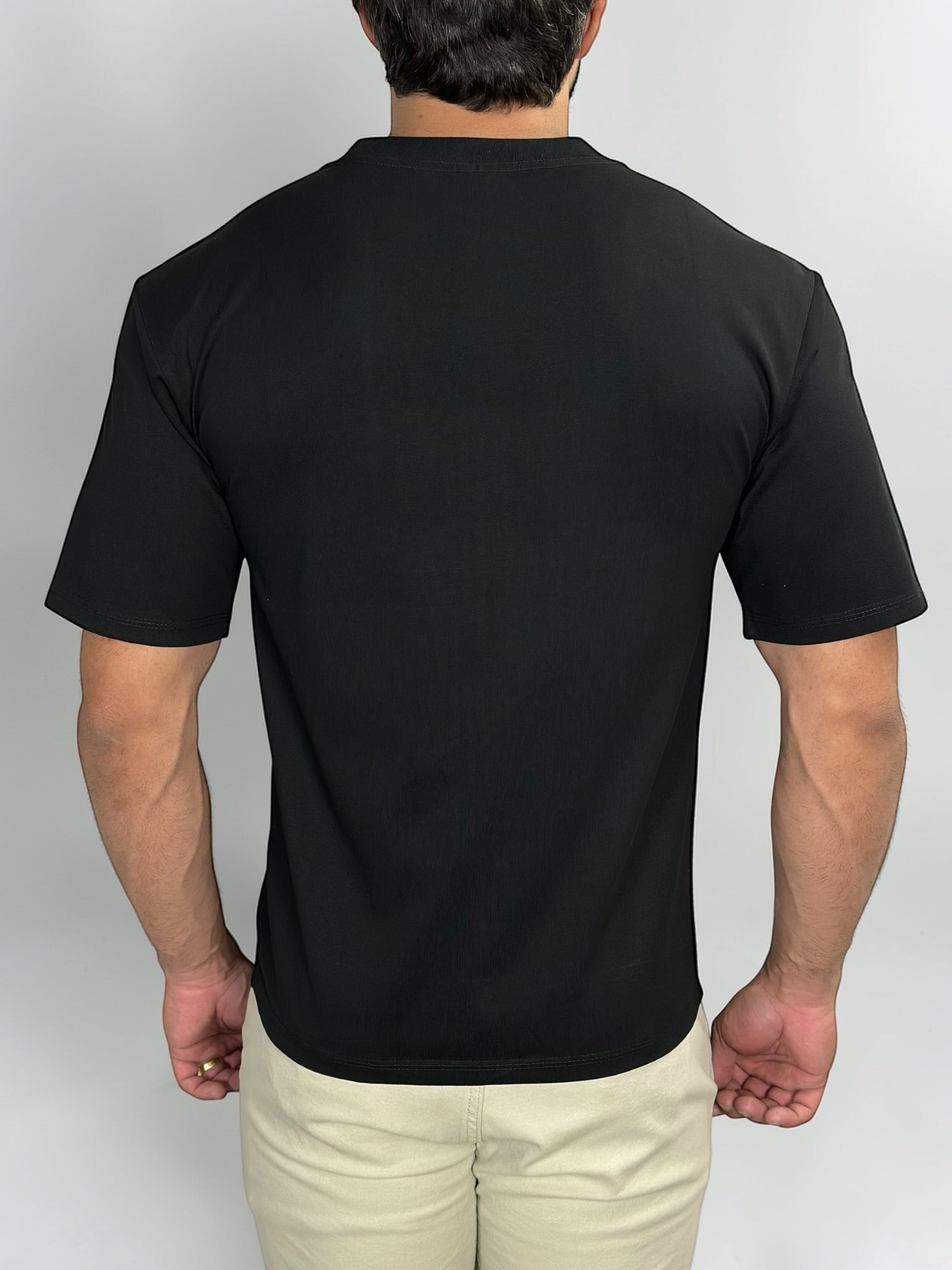 CAMISETA OVER CONFORT PRETA ZIGMA