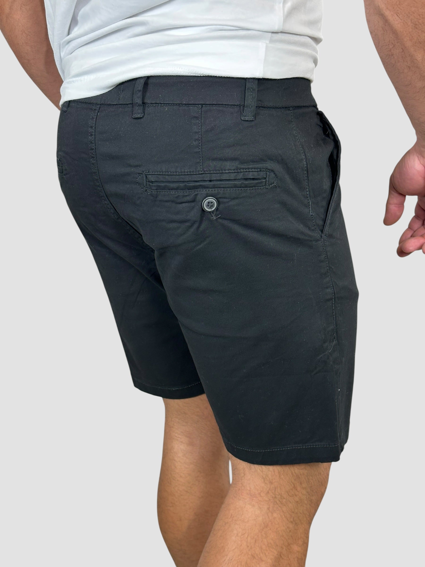 BERMUDA CHINO SARJA PRETA ZIGMA