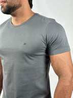 CAMISETA BASIC ESSENTIAL CINZA ZIGMA