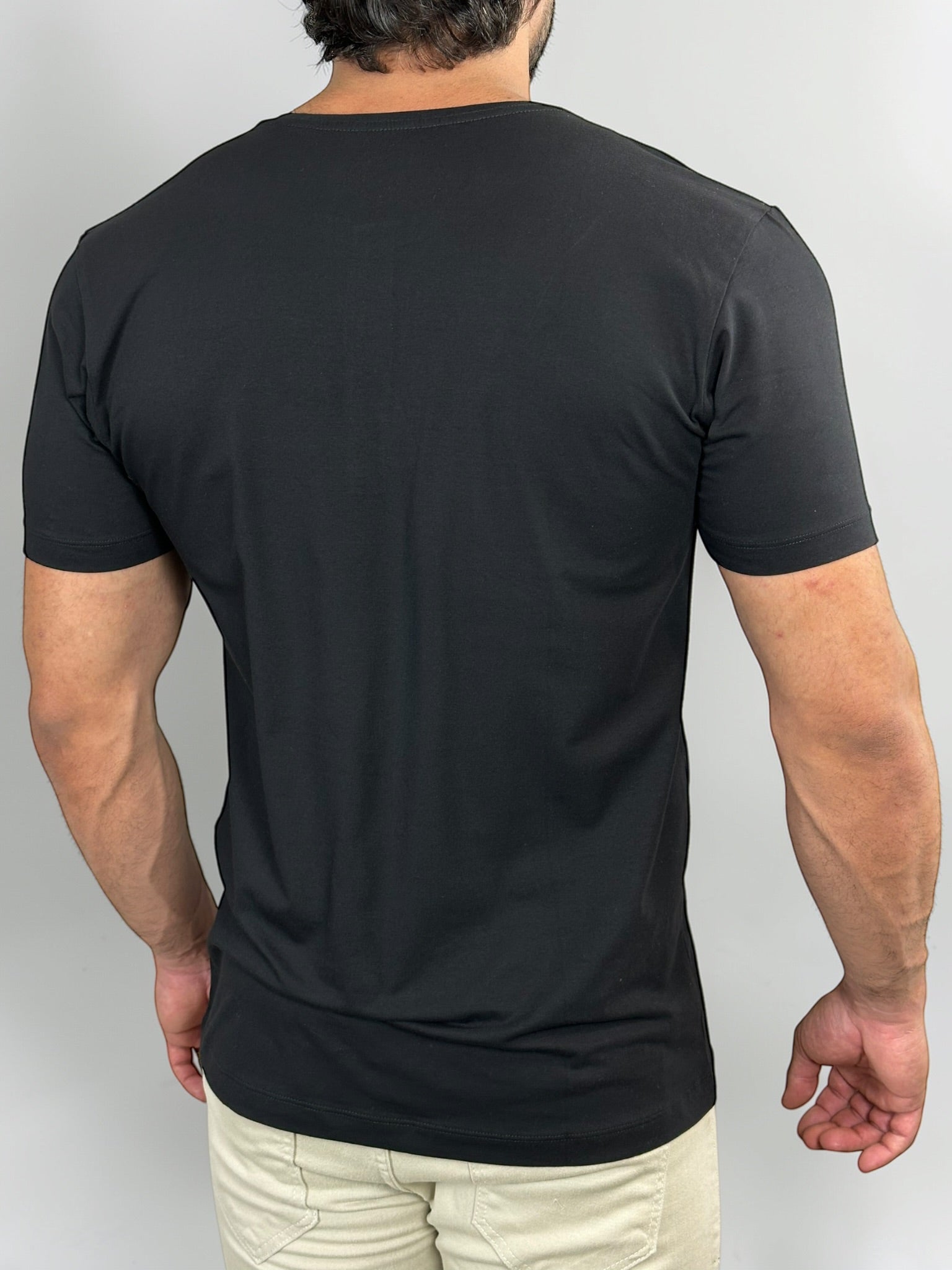 CAMISETA HENLEY SMART EGYPT PRETO URBO