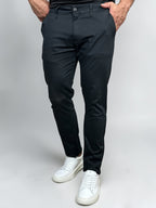 CALÇA  ALF SKINNY PRETA ZIPOFF