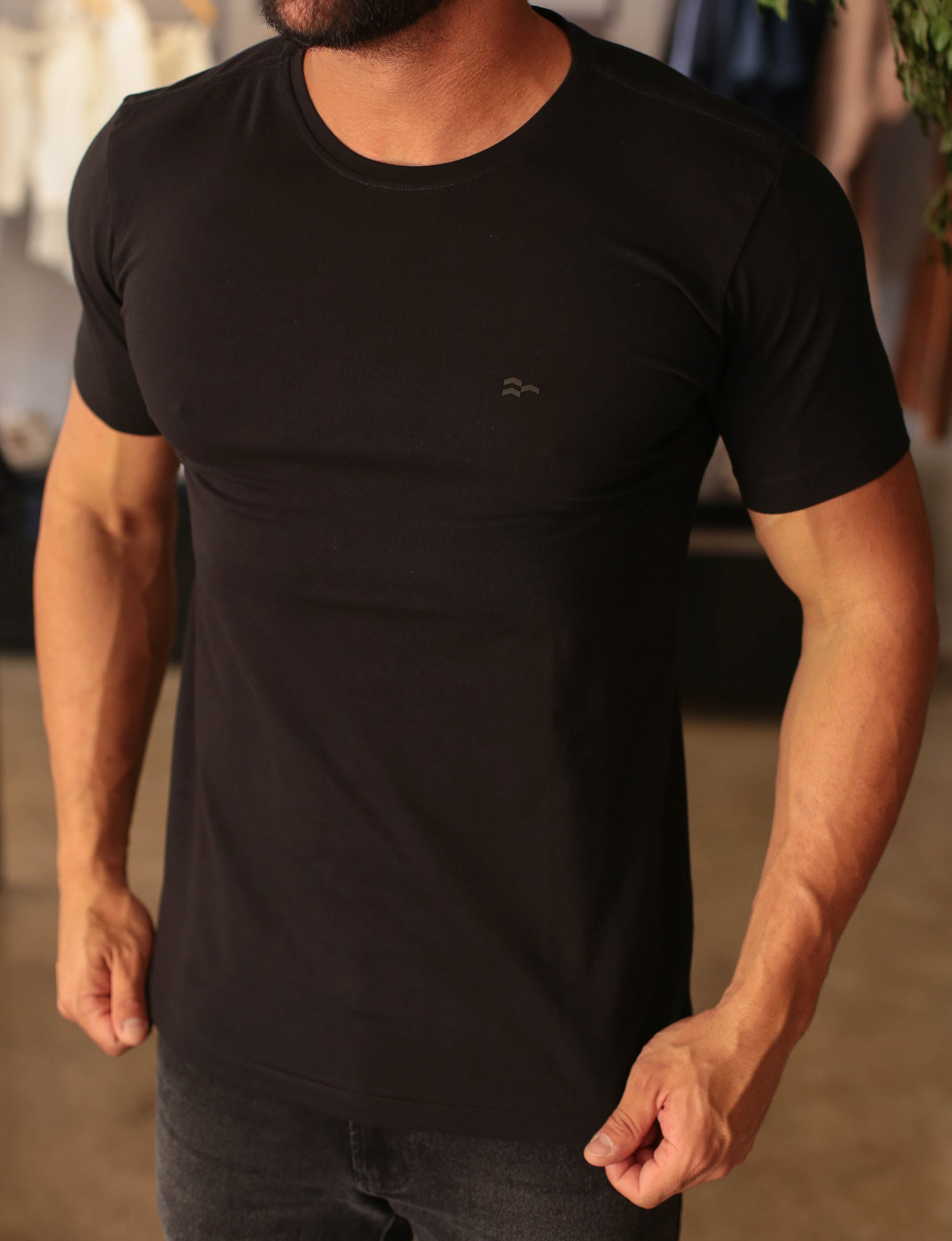 CAMISETA BASIC EGYPT PRETO URBO